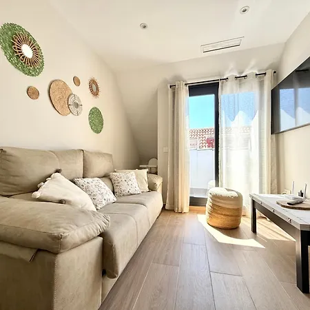 Luna Holidays Center And Apartment Fuengirola